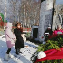 Возложение гирлянды Славы