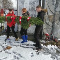 Возложение гирлянды Славы